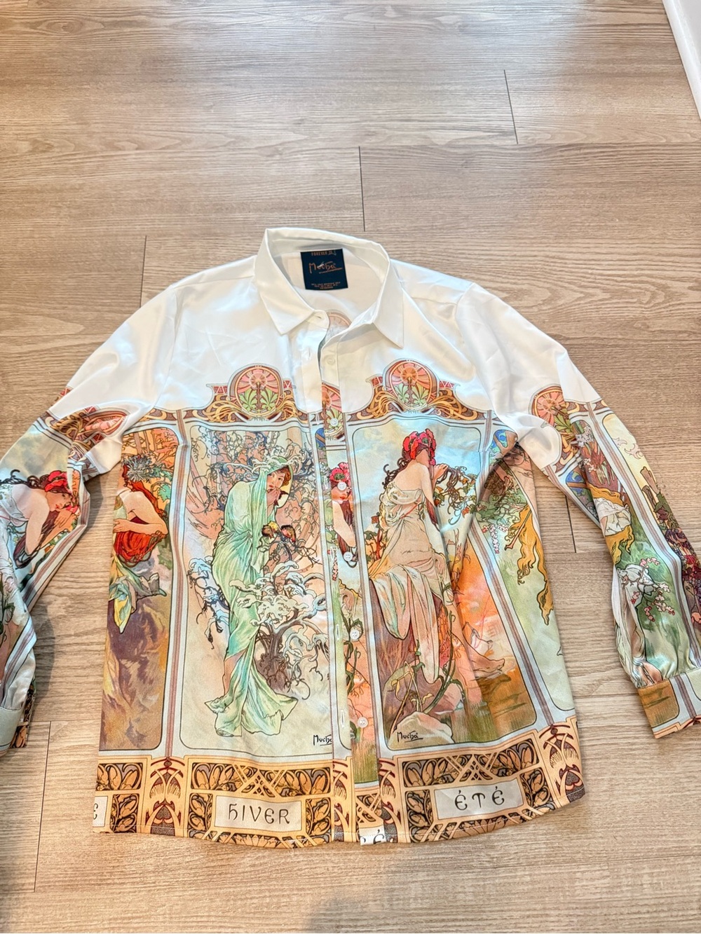 Forever 21 Mucha Art Nouveau “The Seasons” Print Satin Button-Up Shirt Size S